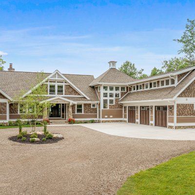 Newly built home on Pickerel Lake, MI